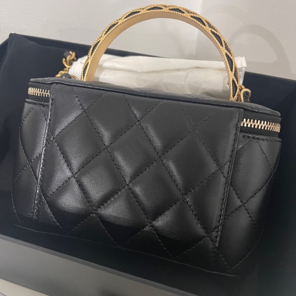 Chanel clutch on chain 23A - Picture 5 of 10